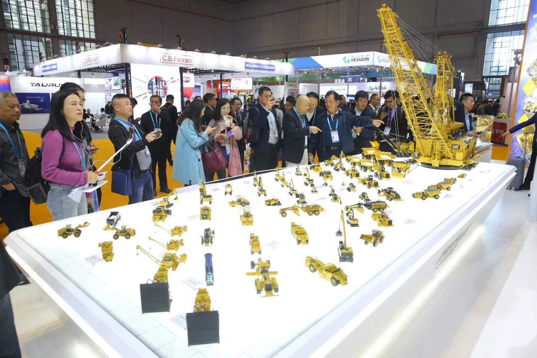 进博会丨能源合作“大戏”抢眼 进博会丨能源合作“大戏”抢眼