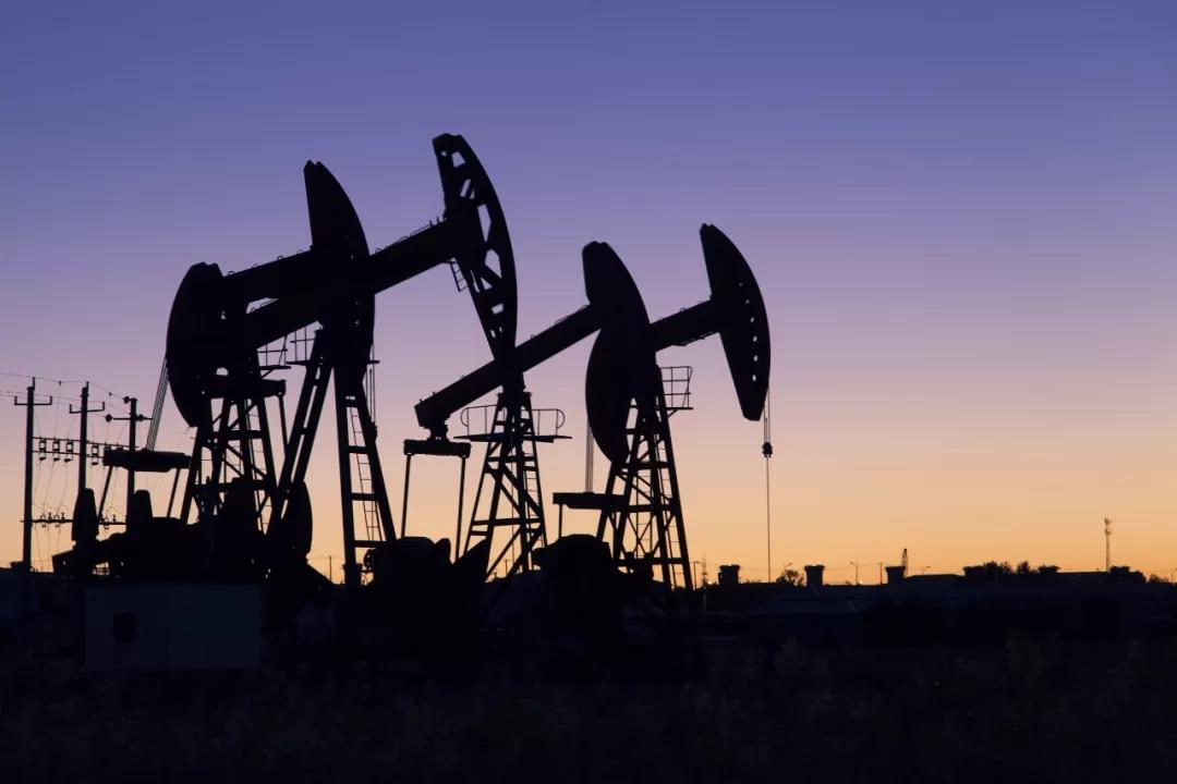 油价暴跌,谁是赢家? 油价暴跌,谁是赢家?