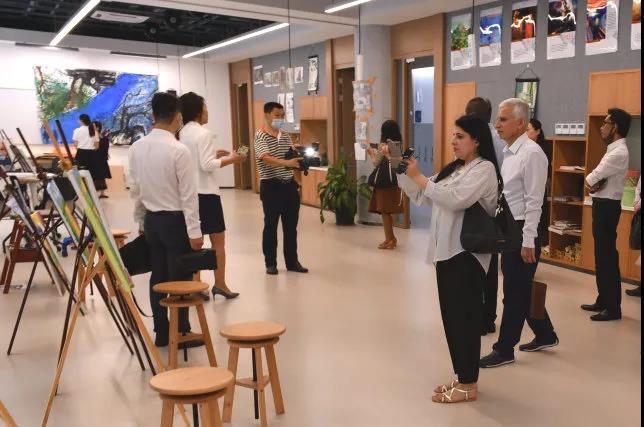 53位!最大规模驻华使节到访软件园 53位!最大规模驻华使节到访软件园