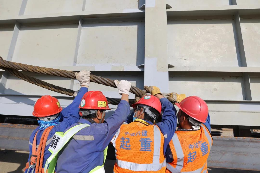 ᣡϩѽ¯ҡ Ͷ㶫ʯĿ