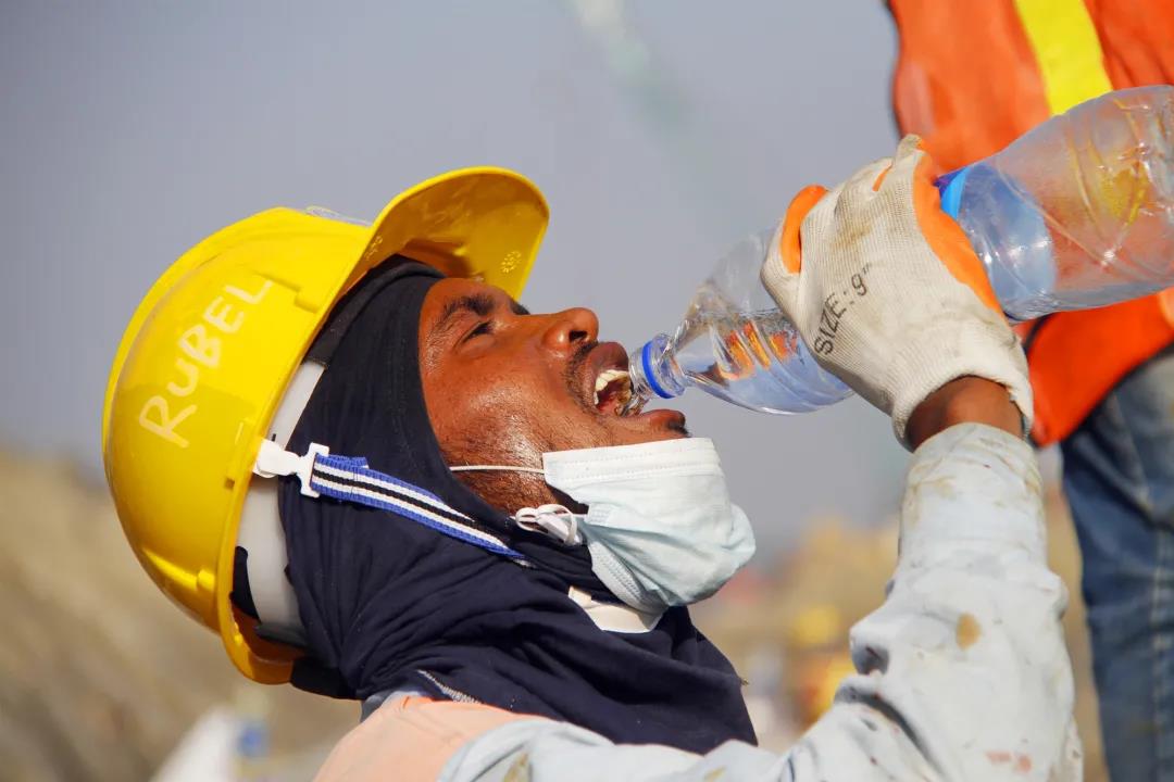 捷报!孟加拉单点系泊项目南部线路主体管道焊接完成 捷报!孟加拉单点系泊项目南部线路主体管道焊接完成