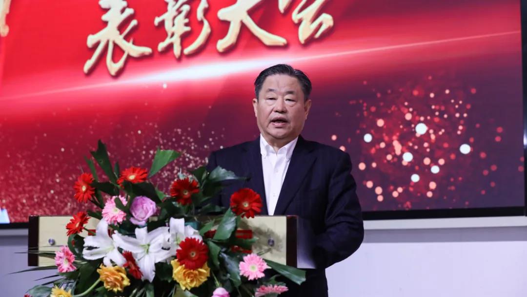 方向:宁总给予鲁西厚望 方向:宁总给予鲁西厚望