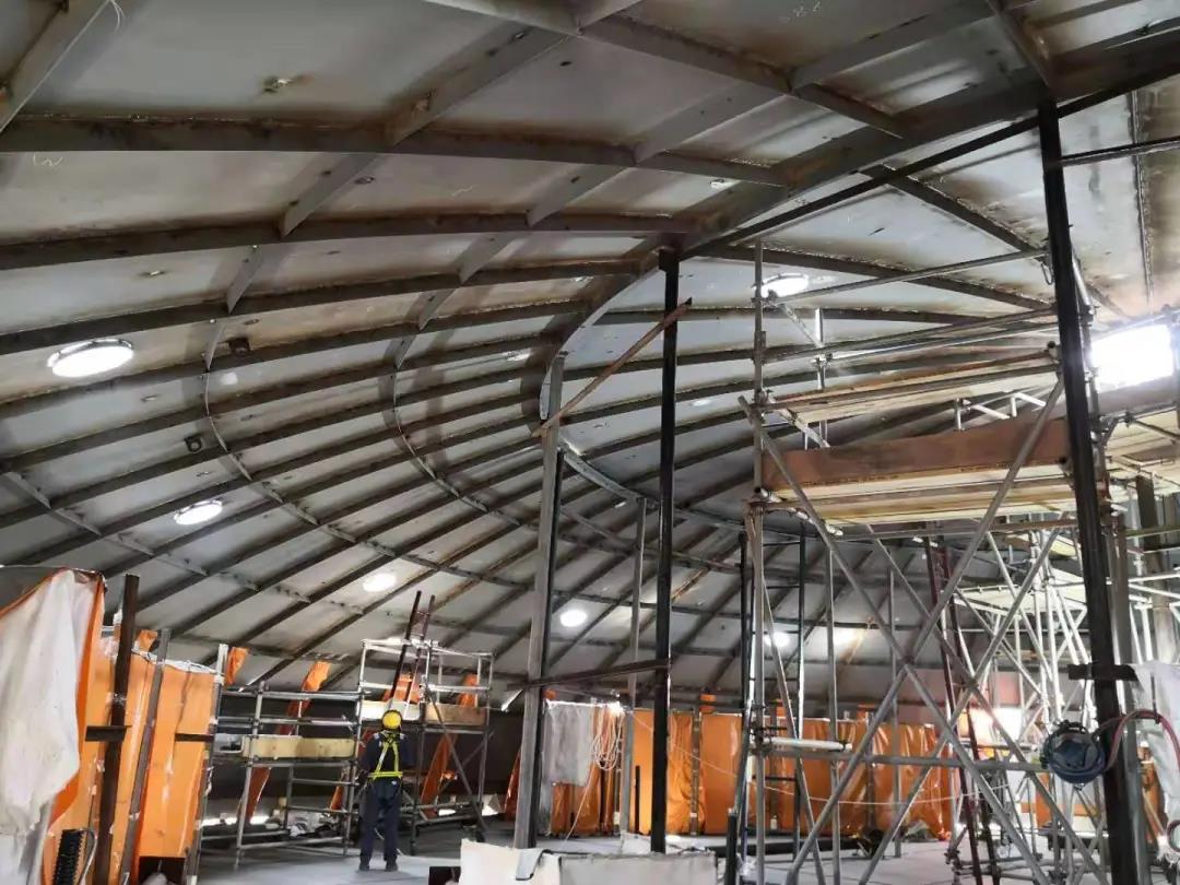 寰球公司沙特林德液氮低温储罐项目外罐顺利封顶 寰球公司沙特林德液氮低温储罐项目外罐顺利封顶