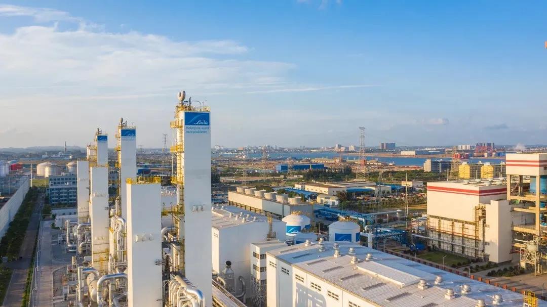 林德华谊钦州一体化基地项目启动供气 林德华谊钦州一体化基地项目启动供气