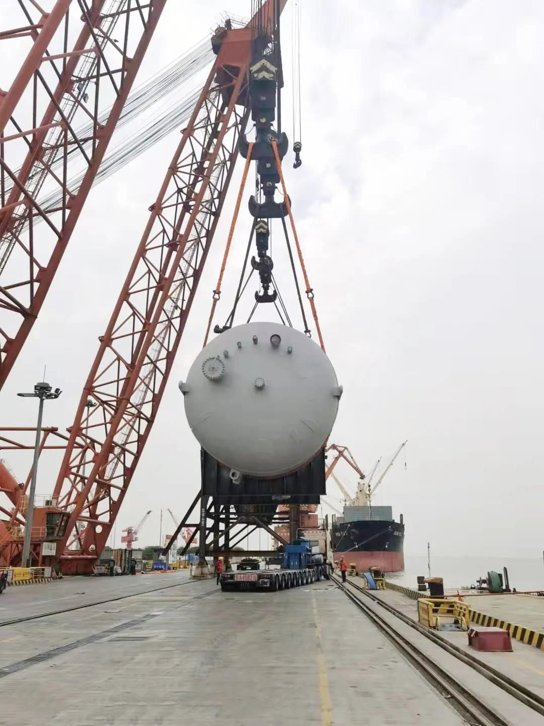 出发!广西华谊双酚A项目核心设备—反应器启航发运 出发!广西华谊双酚A项目核心设备—反应器启航发运