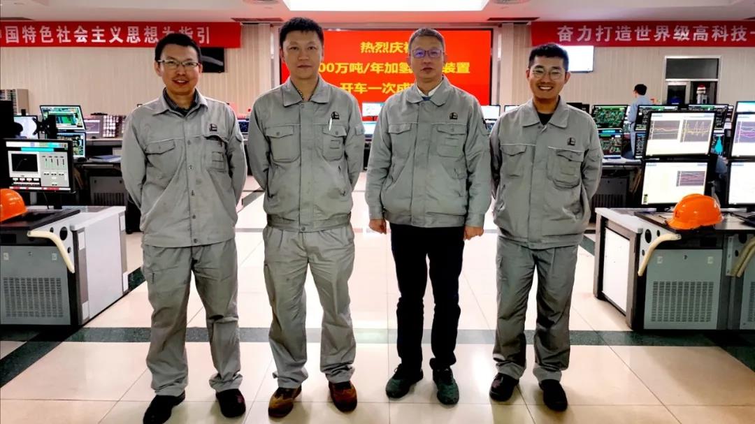 ݣ̹˾ڵϵļѻװͶԳɹ