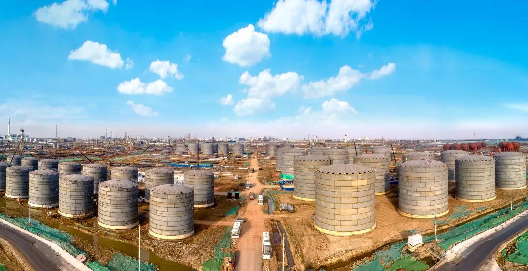 硬核!公司最大罐区项目建成中交 硬核!公司最大罐区项目建成中交