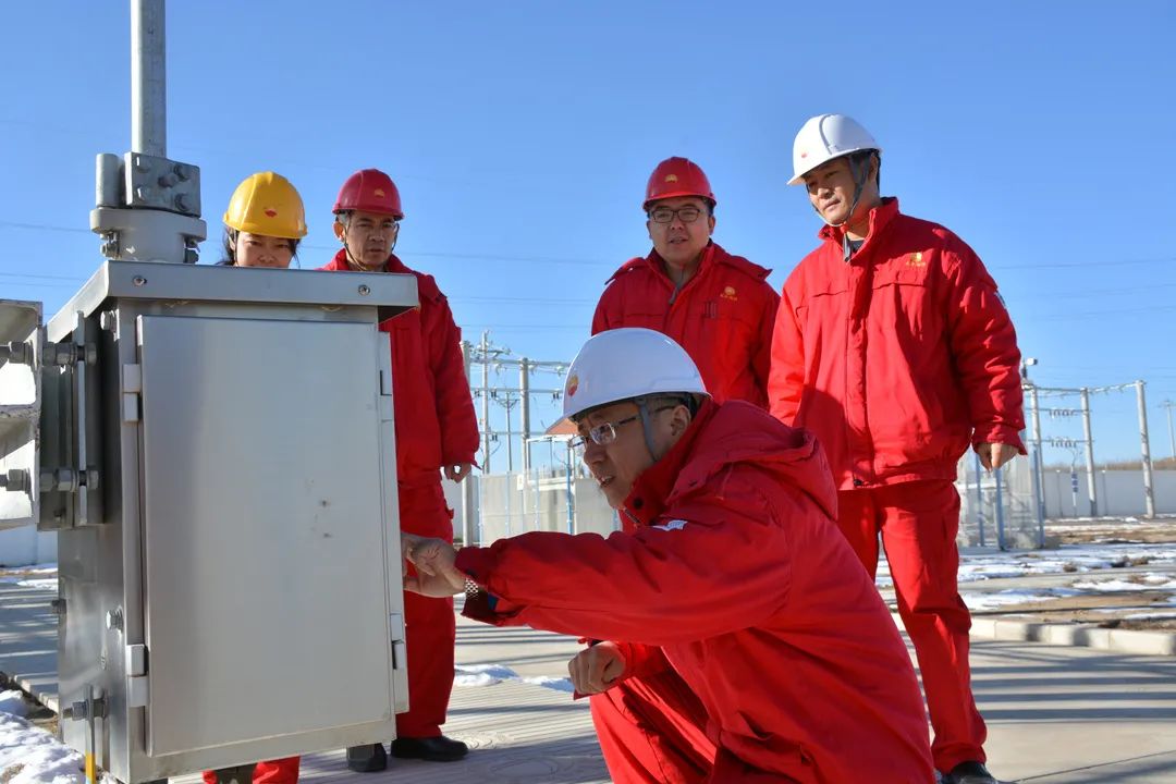 1645962709518312.jpg 1645962709518312.jpg