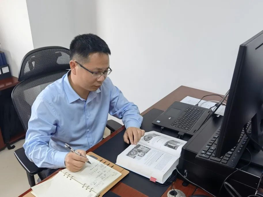 牢记总书记嘱托!把海洋石油装备制造牢牢抓在自己手里 牢记总书记嘱托!把海洋石油装备制造牢牢抓在自己手里