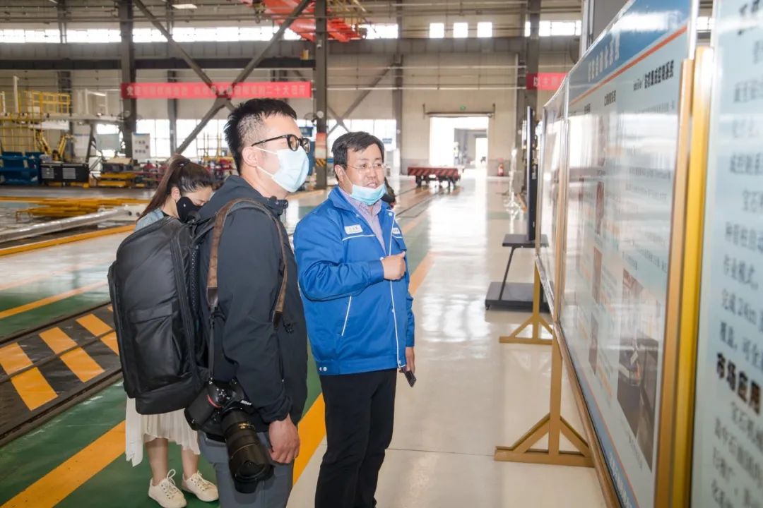 新华社记者来宝石机械采访 新华社记者来宝石机械采访