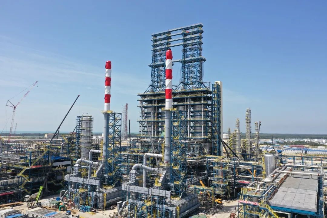 决战·广东石化 | 第一建设公司53个主项擎起“大炼油” 决战·广东石化 | 第一建设公司53个主项擎起“大炼油”