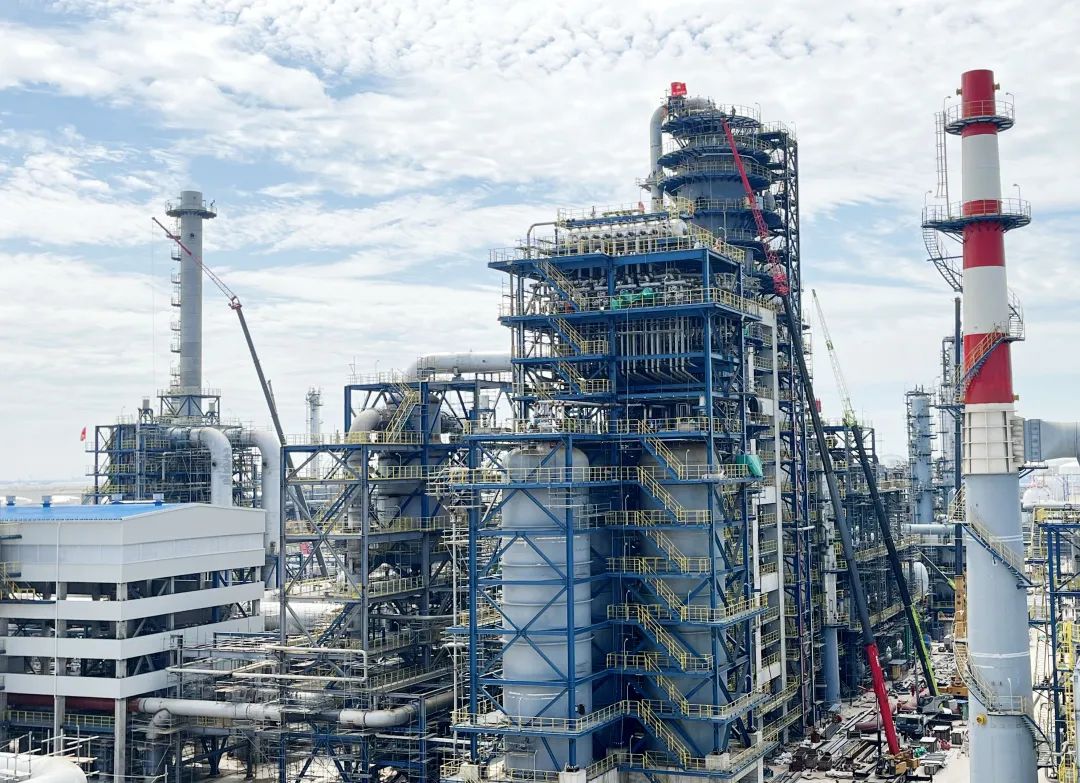 决战·广东石化 | 第一建设公司53个主项擎起“大炼油” 决战·广东石化 | 第一建设公司53个主项擎起“大炼油”