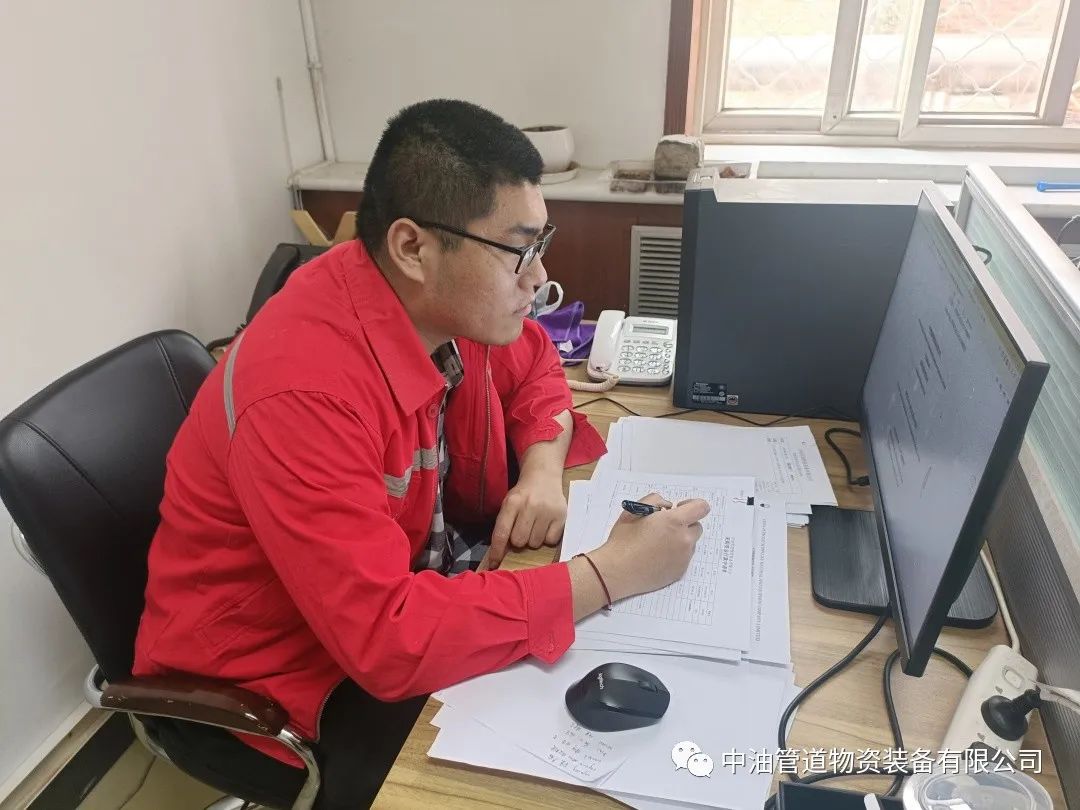 物装青年再建新功 五四表彰硕果累累 物装青年再建新功 五四表彰硕果累累