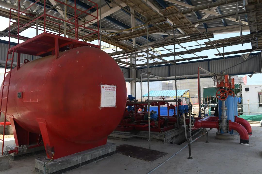 决战·广东石化 | 高架火炬系统和汽油成品罐区等7个主项单元同日中交 决战·广东石化 | 高架火炬系统和汽油成品罐区等7个主项单元同日中交