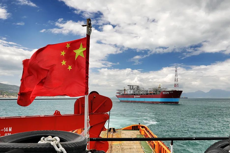 海油发展采油服务公司团队为我国首次自主解脱FPSO立新功 海油发展采油服务公司团队为我国首次自主解脱FPSO立新功