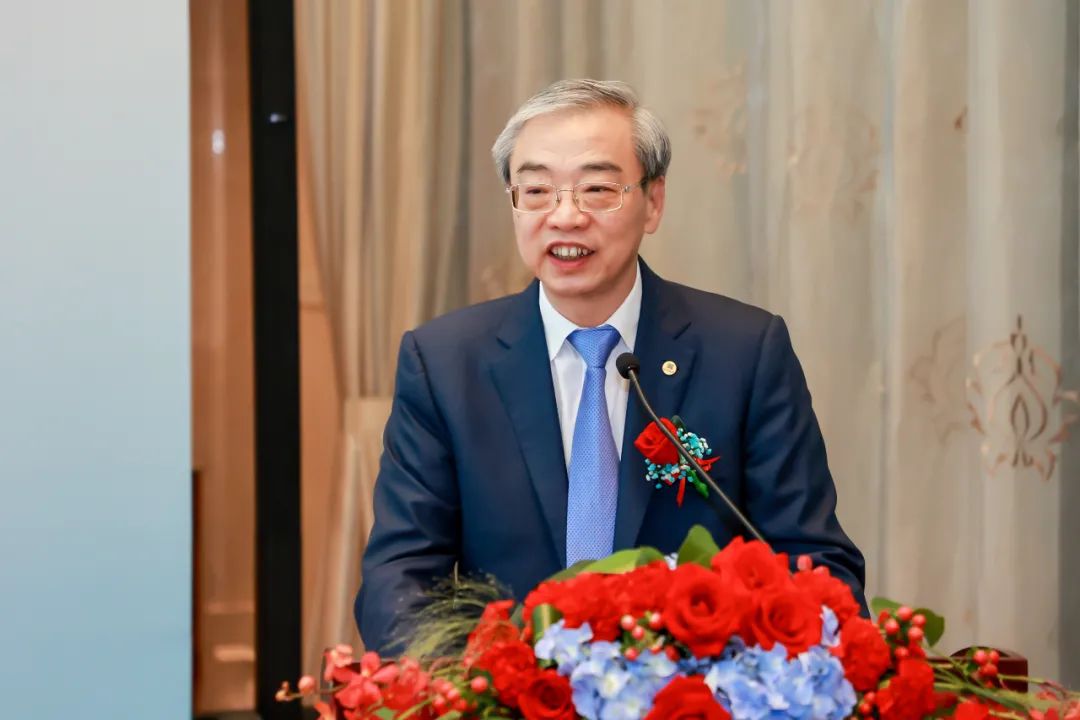 中建科工联合华为数字能源,共赢低碳智能新时代 中建科工联合华为数字能源,共赢低碳智能新时代