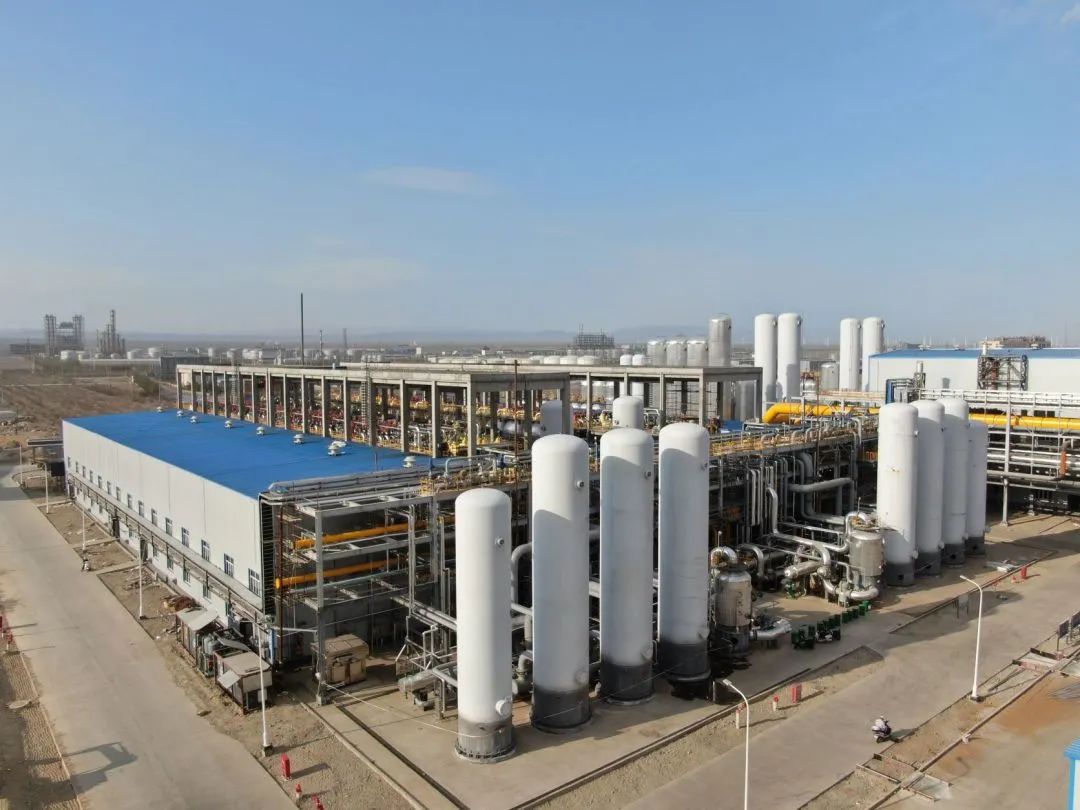 中国化学五环公司承建的世界首套荒煤气制乙二醇项目成功达标达产 中国化学五环公司承建的世界首套荒煤气制乙二醇项目成功达标达产