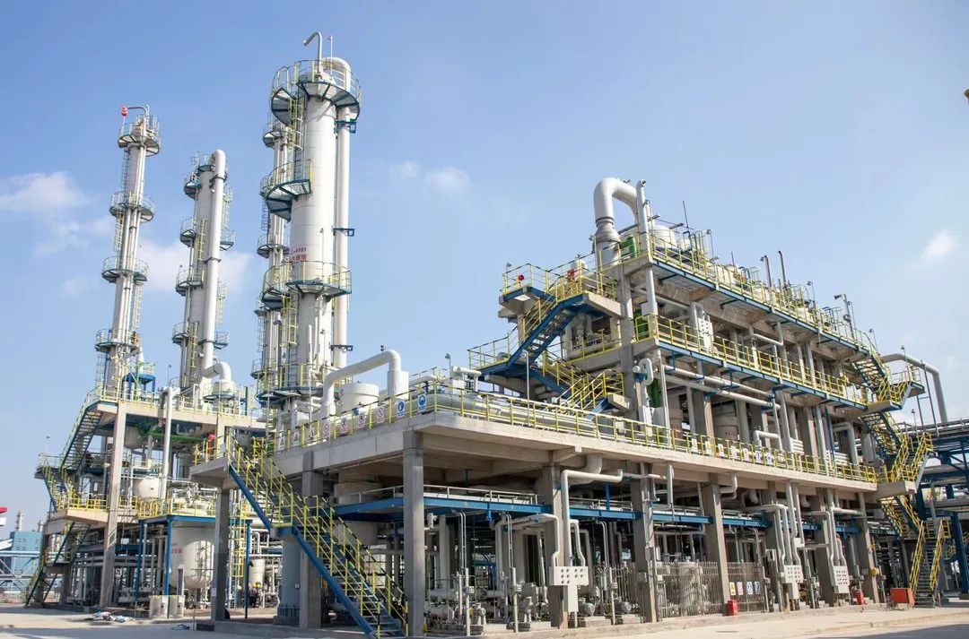 营收可超百亿元!我国首个丁二烯法己二腈工业化生产项目投产 营收可超百亿元!我国首个丁二烯法己二腈工业化生产项目投产