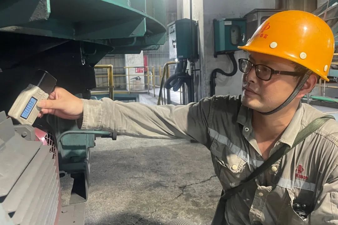 战高温 | 致敬无惧“烤”验的特钢人 战高温 | 致敬无惧“烤”验的特钢人