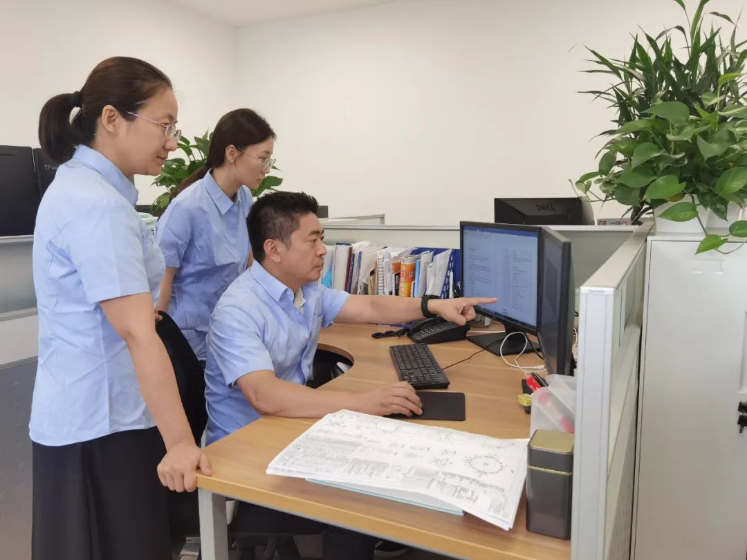 中石油又签下几个大单!项目有看头! 中石油又签下几个大单!项目有看头!