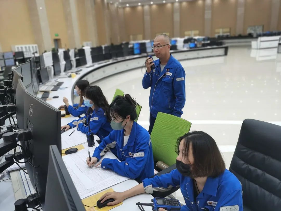 实地探访 | 揭秘中石油在建最大炼化一体化工程的“超级大脑”! 实地探访 | 揭秘中石油在建最大炼化一体化工程的“超级大脑”!