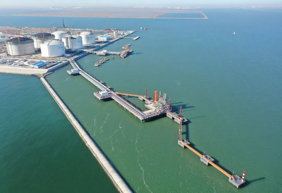 中国石化工程建设有限公司:中国石化首台有效容积22万立LNG储罐建成中交 中国石化工程建设有限公司:中国石化首台有效容积22万立LNG储罐建成中交