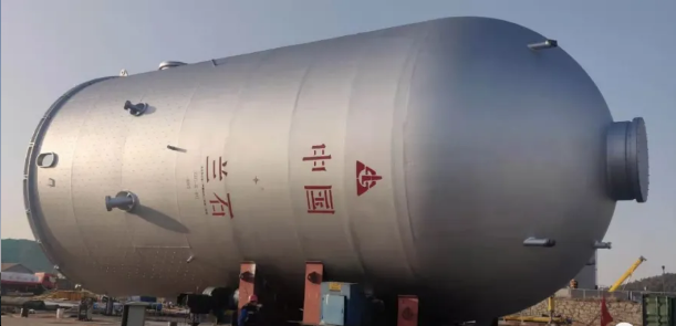 兰石重装“硬核”移动工厂 助推“国之重器”研制 兰石重装“硬核”移动工厂 助推“国之重器”研制