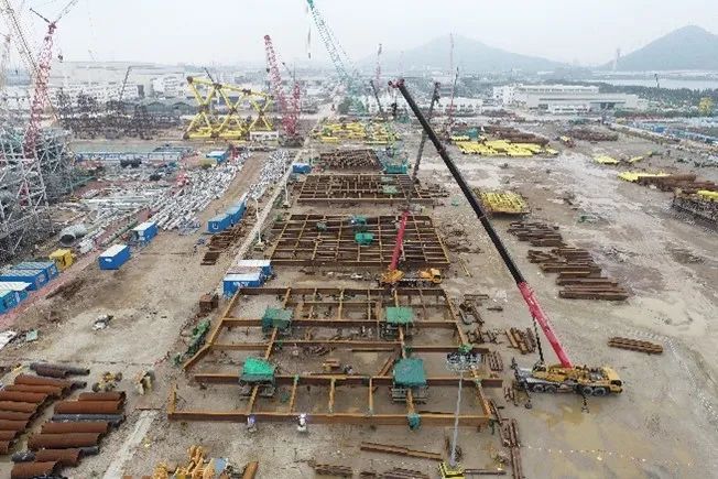 主体结构封顶!最大南海合作油田开发项目又迎里程碑节点 主体结构封顶!最大南海合作油田开发项目又迎里程碑节点