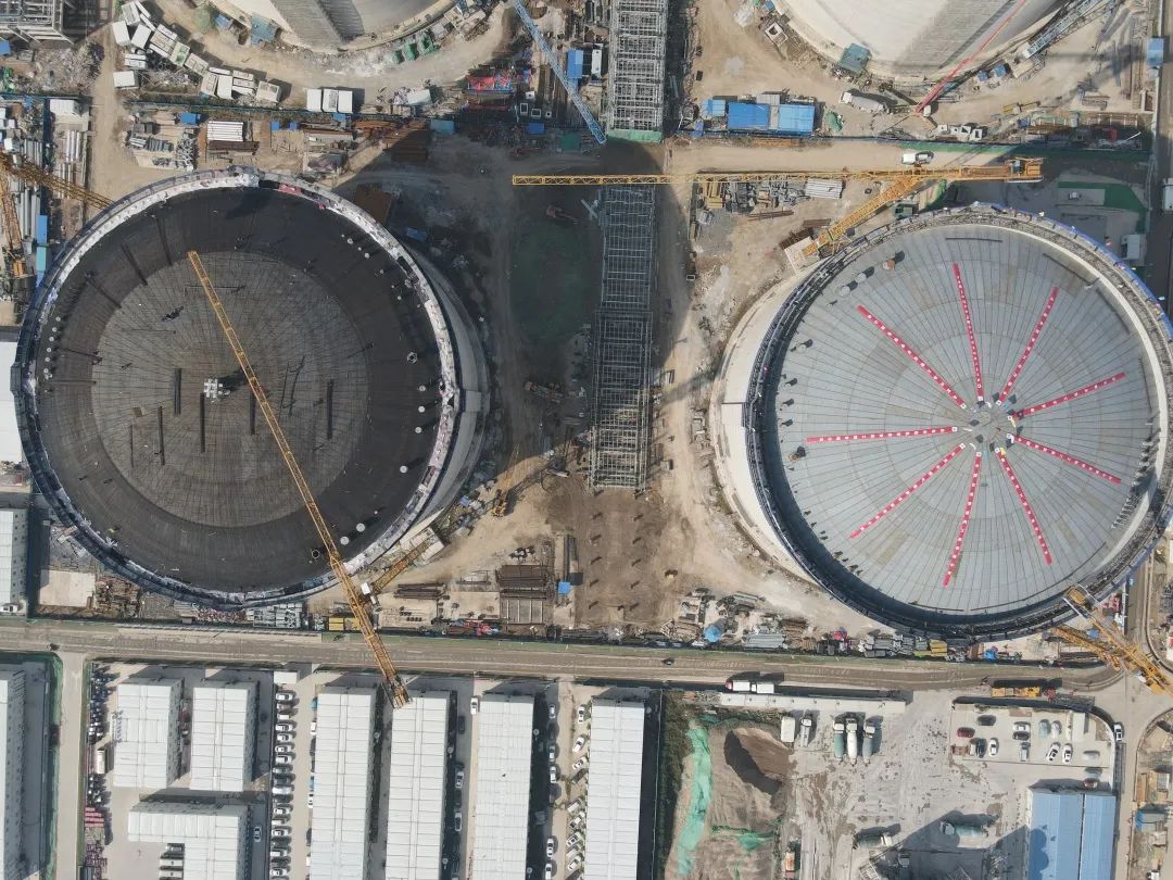 成达公司总承包的北燃天津LNG项目储罐三阶段工程T-6207储罐气顶升顺利完成 成达公司总承包的北燃天津LNG项目储罐三阶段工程T-6207储罐气顶升顺利完成