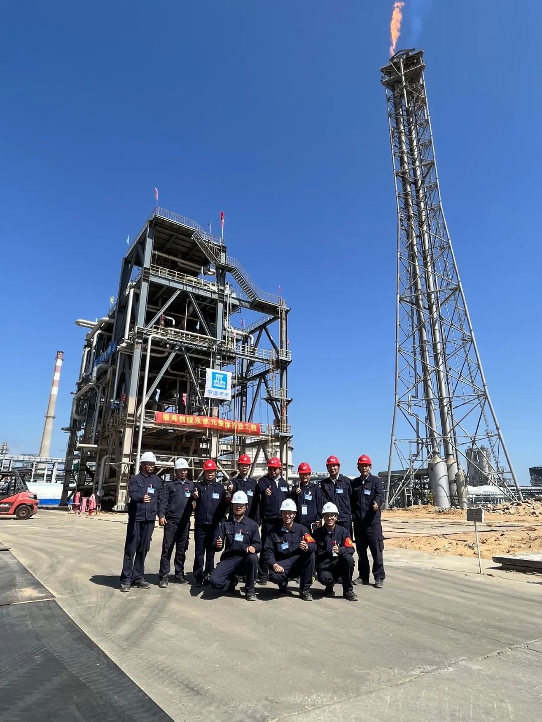 ɫ ȫʯ̹˾Ŀǧּʯװģ黯Ǩ