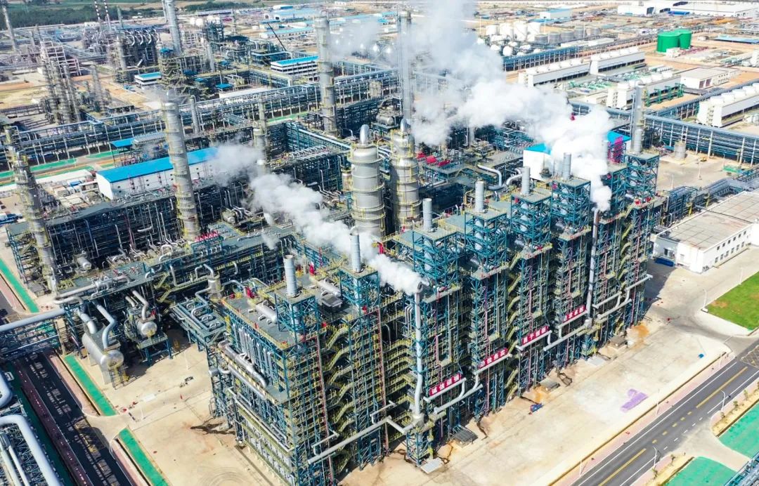 寰球工程广东石化乙烯装置裂解炉烘炉工作全面完成 寰球工程广东石化乙烯装置裂解炉烘炉工作全面完成