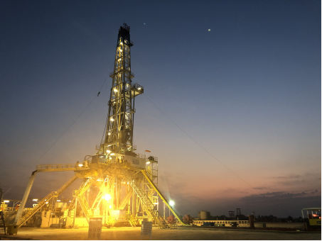 再添4个亿!东方宏华拿下科威特新客户高端钻机订单 再添4个亿!东方宏华拿下科威特新客户高端钻机订单