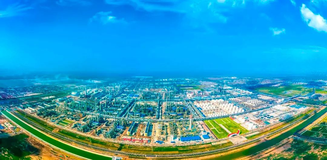 80余台核心装备研制圆满收官!兰石重装荣获盛虹石化“优秀供应商”称号 80余台核心装备研制圆满收官!兰石重装荣获盛虹石化“优秀供应商”称号