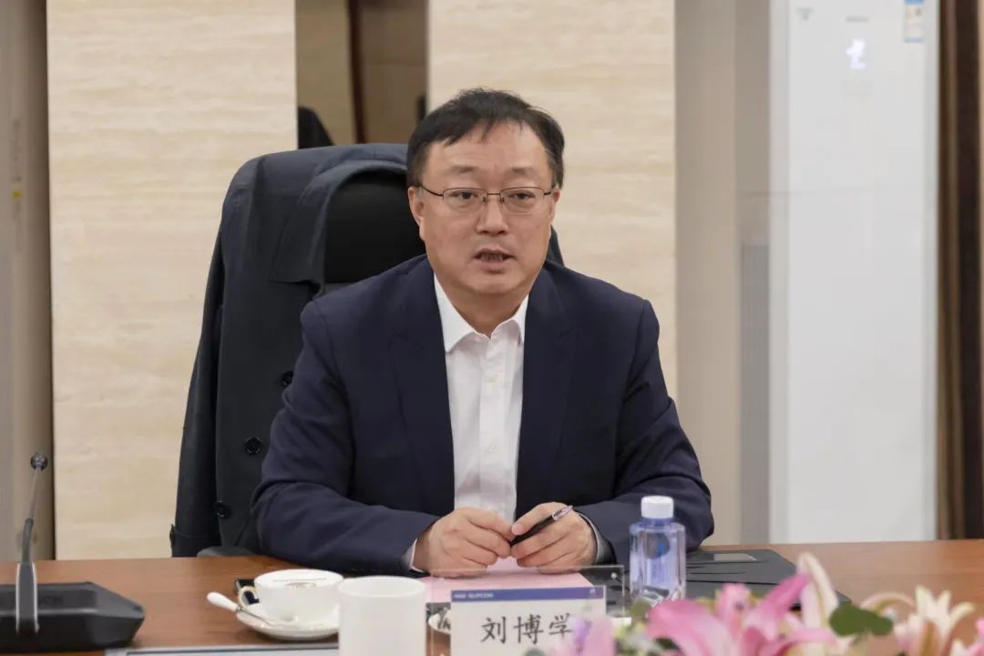 重磅签约!中控技术与万华化学达成i-OMC项目合作协议 重磅签约!中控技术与万华化学达成i-OMC项目合作协议