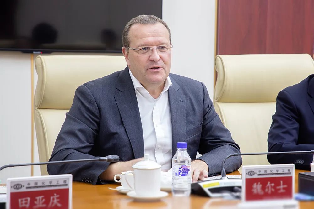 中国化学主要领导会见巴斯夫亚洲大型项目总裁魏尔士博士 中国化学主要领导会见巴斯夫亚洲大型项目总裁魏尔士博士