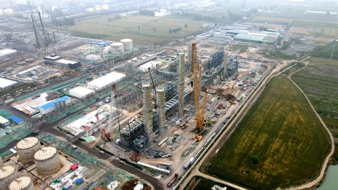 全球单套规模最大乙醇装置建设吹响大干“冲锋号” 全球单套规模最大乙醇装置建设吹响大干“冲锋号”