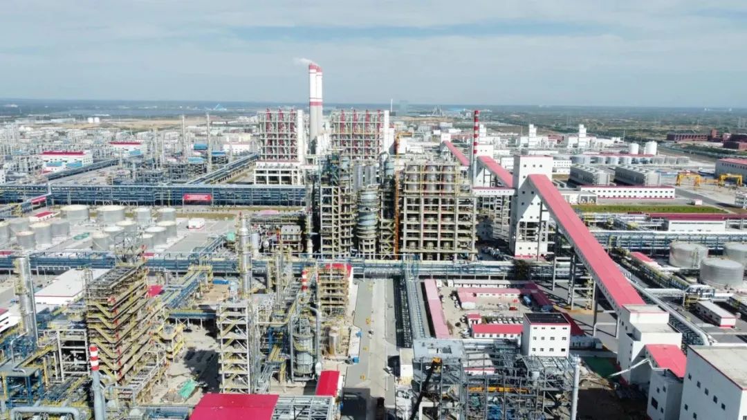 兰石重装研制核心装备助力陕煤榆林化学热解启动工程开车成功! 兰石重装研制核心装备助力陕煤榆林化学热解启动工程开车成功!