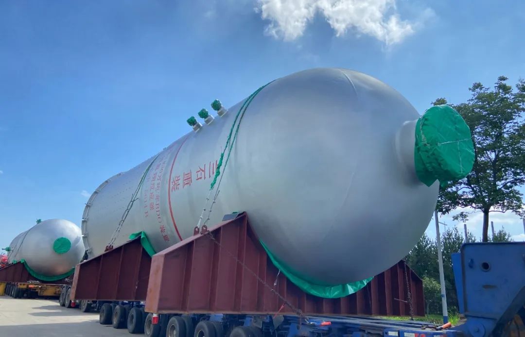 兰石重装承制恒力石化BDO项目12台加氢反应器圆满收官 兰石重装承制恒力石化BDO项目12台加氢反应器圆满收官