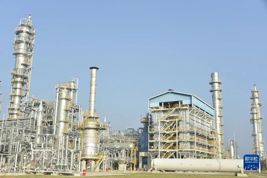 中企参与承建的孟加拉国首个绿色化肥厂举行落成仪式 中企参与承建的孟加拉国首个绿色化肥厂举行落成仪式