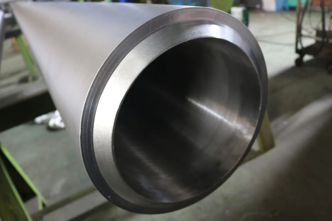 青山钢管成功研发镍基合金大口径厚壁管UNS N06625 青山钢管成功研发镍基合金大口径厚壁管UNS N06625